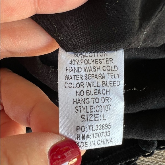 Umgee Embroidered Pom Pom Mini Skirt Boho Chic Large Black GUC - Picture 9 of 9